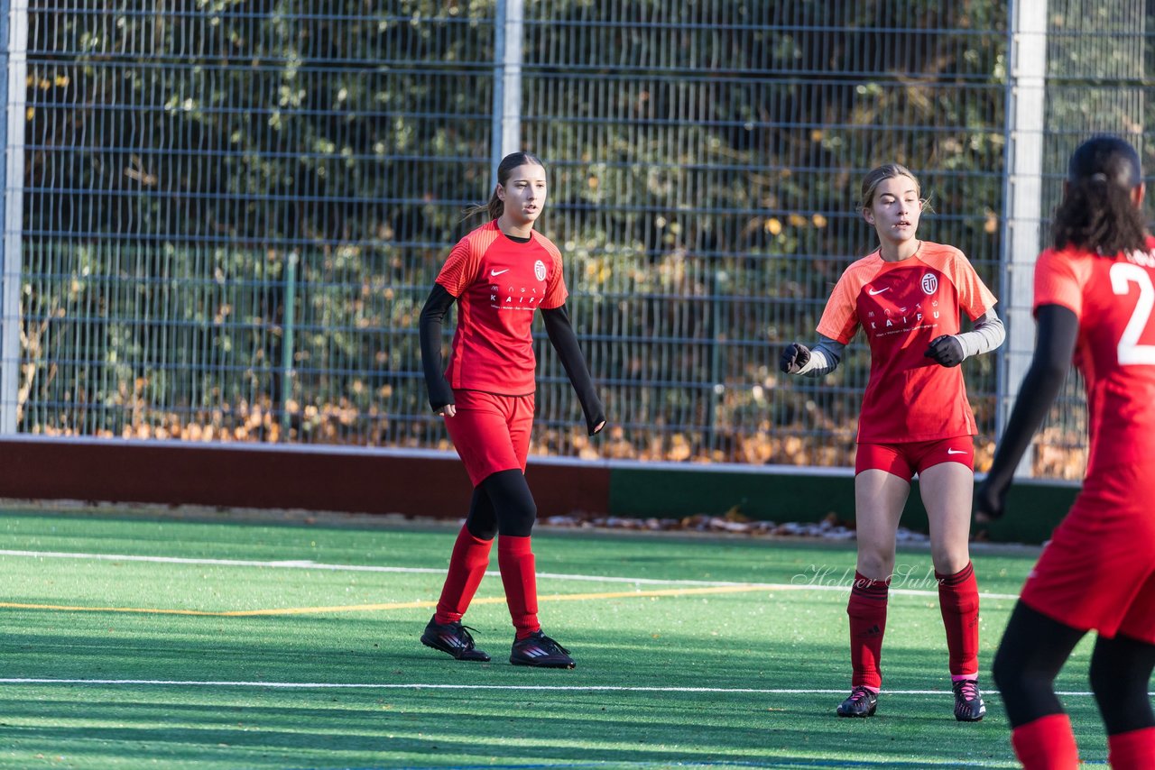 Bild 316 - wBJ VfL Pinneberg2 - Eimsbuttler TV 3 : Ergebnis: 5:0